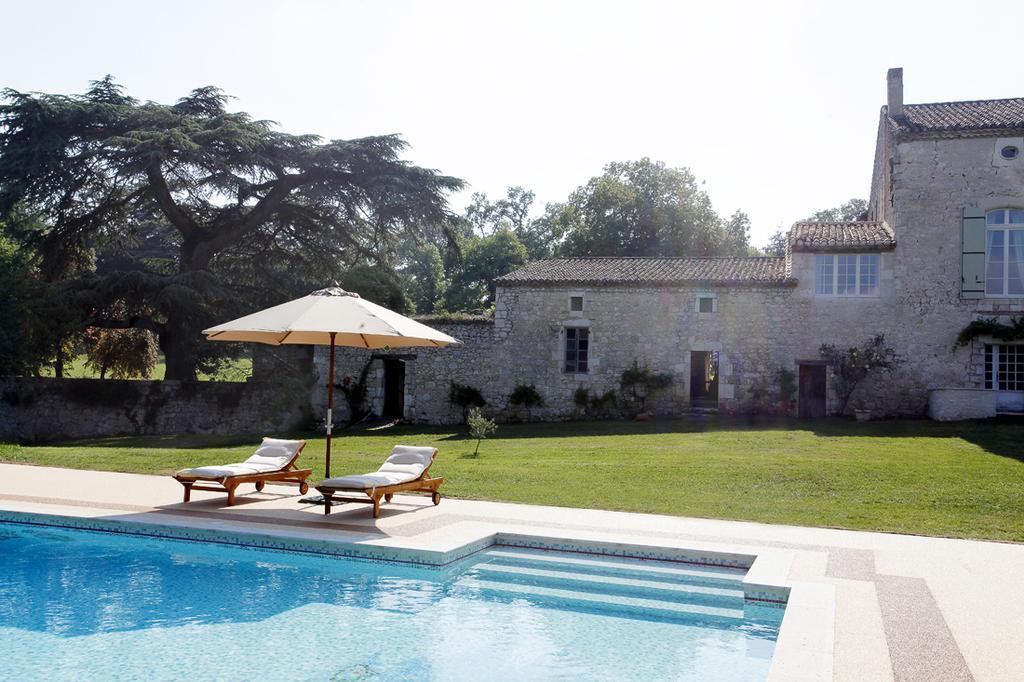 Domaine De Lamassas Bed & Breakfast Hautefage-la-Tour Exterior photo